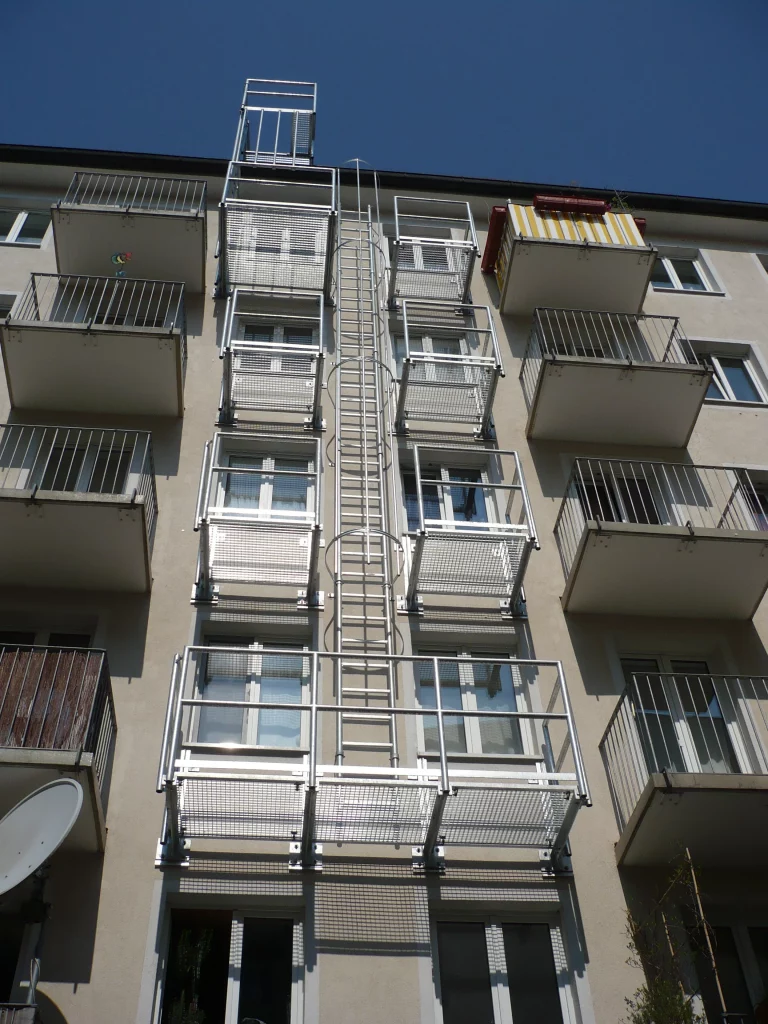 0c4d76d5 4d63 4f36 985a 116fe3a9b61b